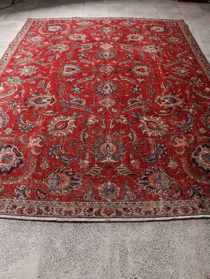 Persian Tabriz Rug | 7' 7” x 10' 10"
