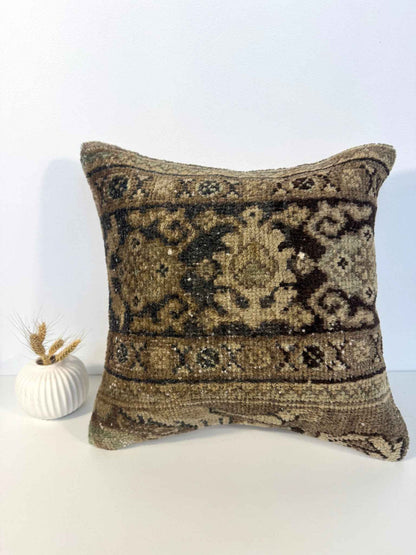 Pillow No. 029 | 16" x 16"