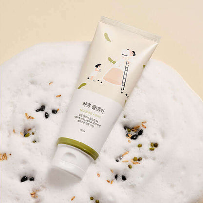 Round Lab Soybean Nourishing  Cleanser 150ml