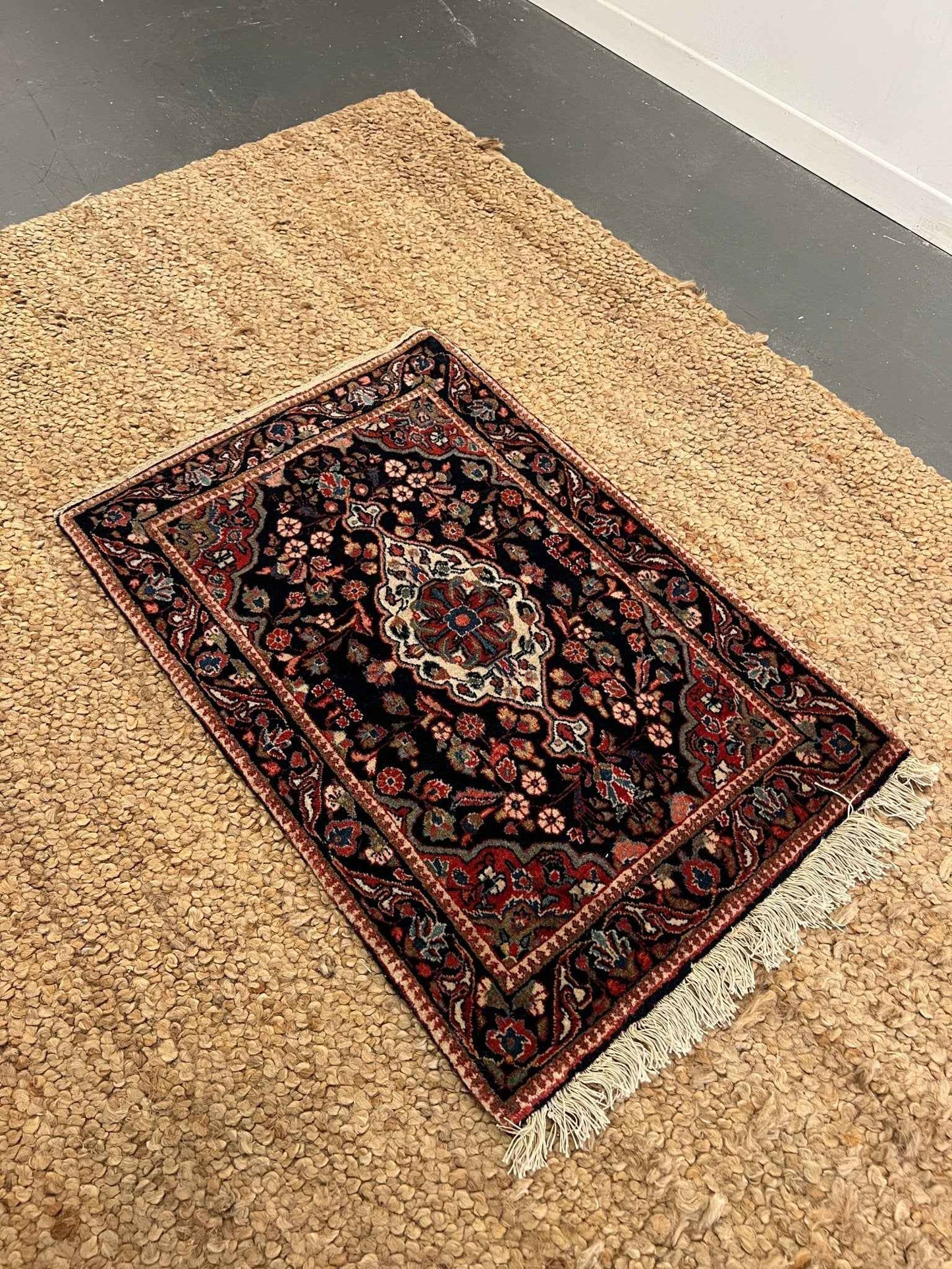 Sarouk | 3' 8" x 2' 2"