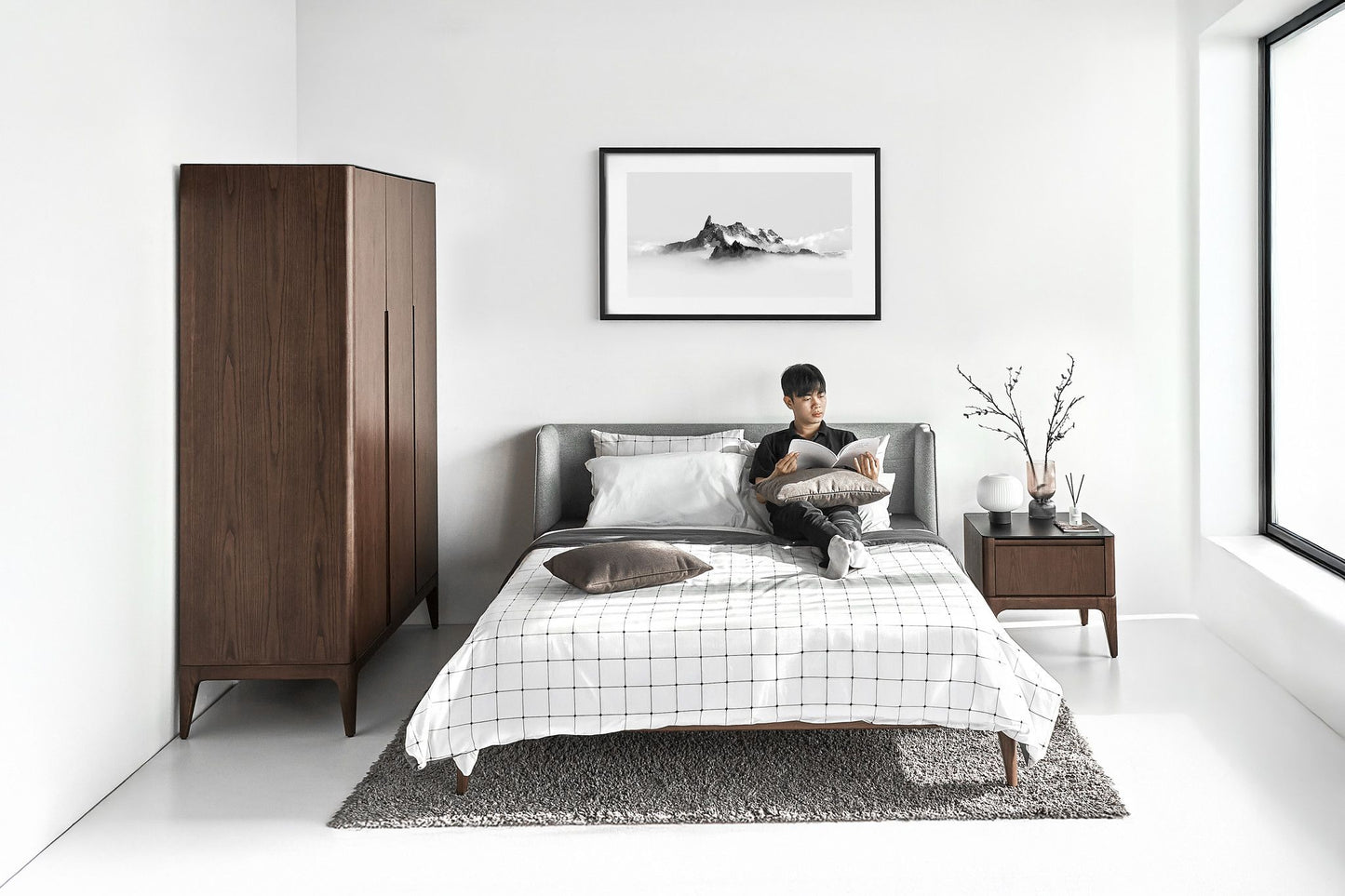 Scarlet Modern Ash Wood Nightstand