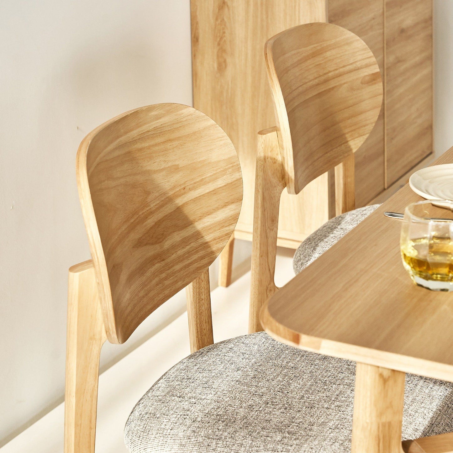 Serena Oak Veneer Dining Set with 4-6 Ergonomic Rubberwood Chairs