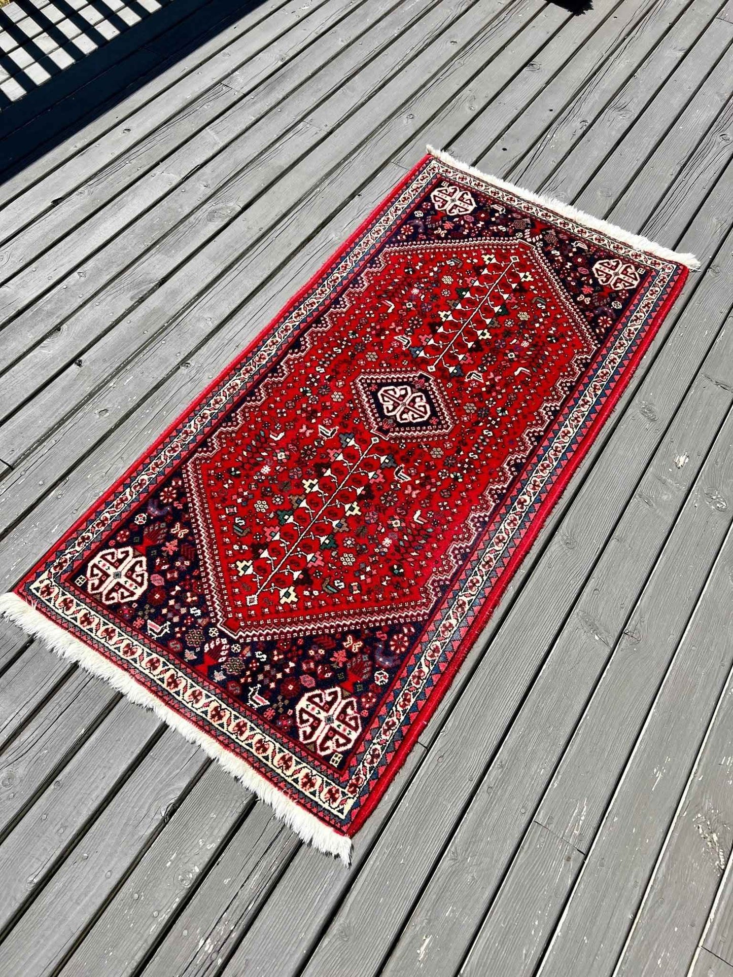 Tina | 4' 11" x 2' 5" | Persian Abadeh Rug