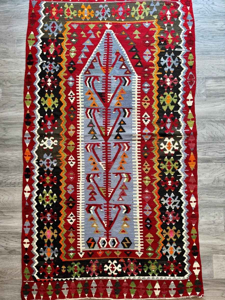 Turkish Uşak Eşme Kilim | 3' 3" x 6'