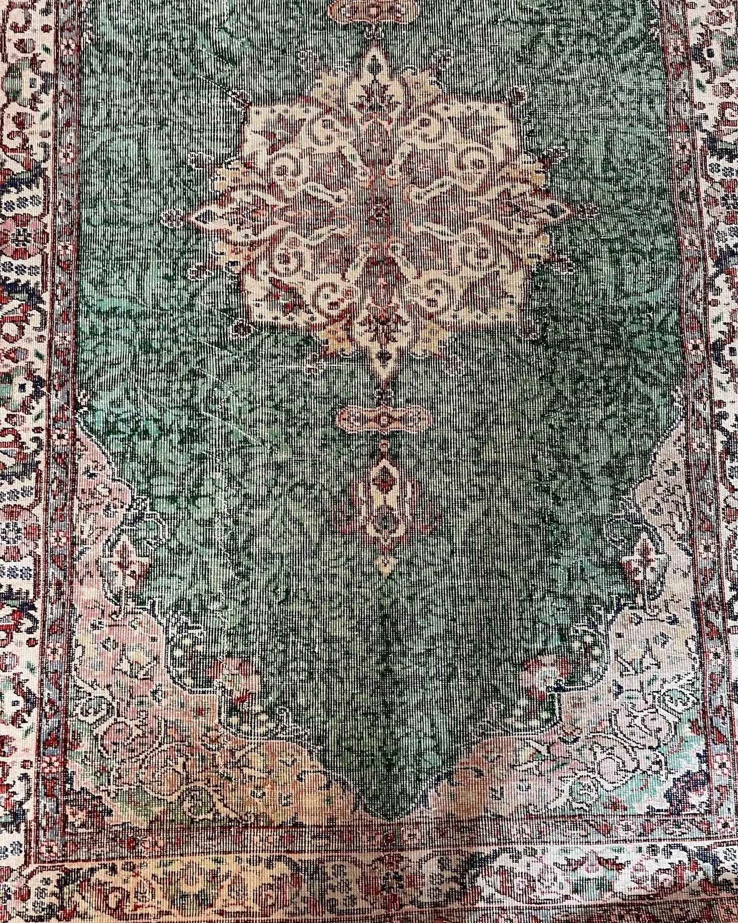 Vintage Turkish Oushak Rug | 9’ 1" x 5’ 6”