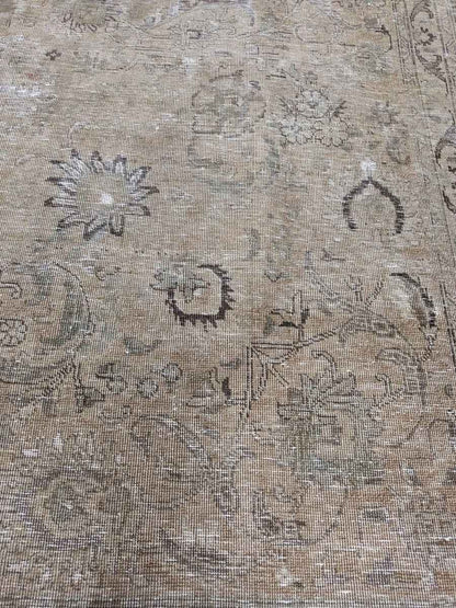 Vintnge Tabriz Rug |  9' 2" x 12' 11"