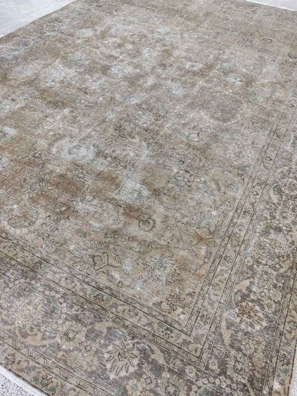 Vintnge Tabriz Rug |  9' 2" x 12' 11"