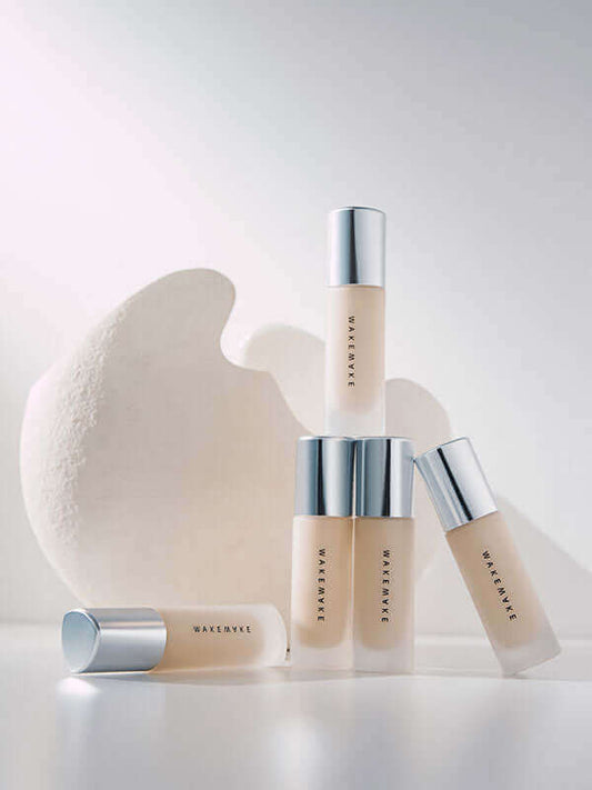WAKEMAKE Water Velvet Vegan Foundation 30ml